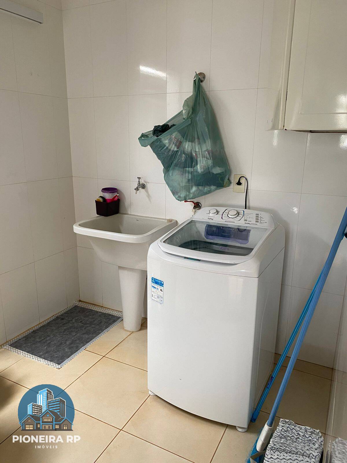 Casa, 3 quartos, 250 m² - Foto 15