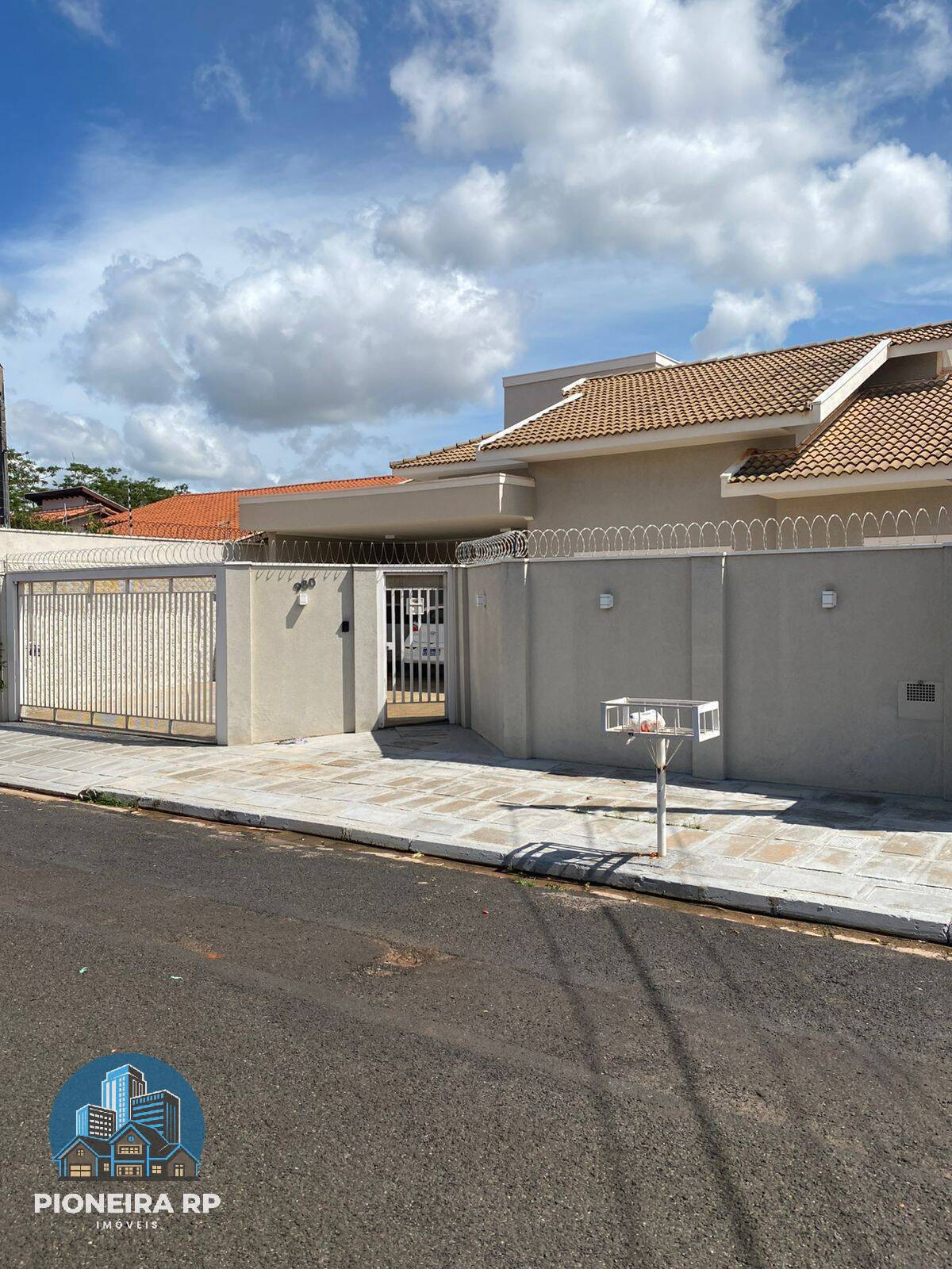 Casa, 3 quartos, 250 m² - Foto 17