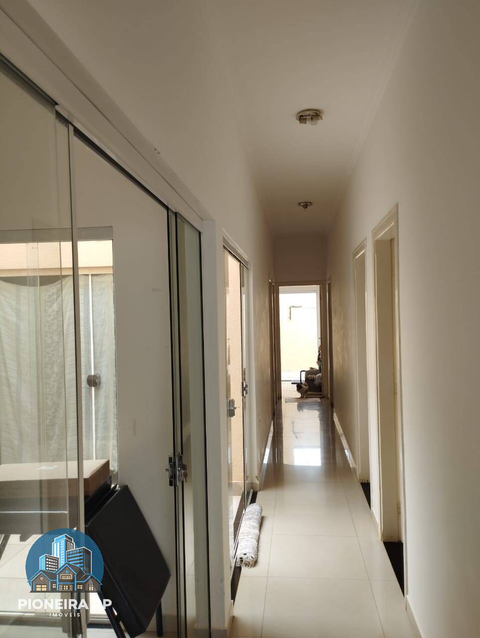 Casa, 4 quartos, 240 m² - Foto 11